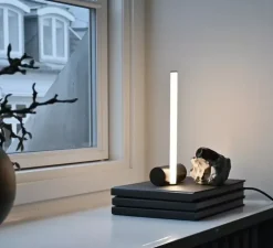 Lampe à poser, Stick, blanc, bronze, LED, 2400K, lm, L10cm, H30,5cm - 101 Copenhagen