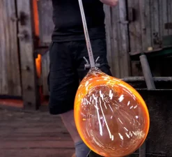 Lampe à poser, Taccia Verre, argent anodisé, LED, 2700K, 1400lm, Ø49,5cm, H64,5cm - Flos