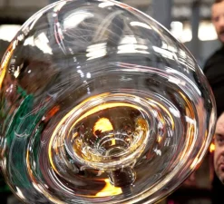 Lampe à poser, Taccia Verre, argent anodisé, LED, 2700K, 1400lm, Ø49,5cm, H64,5cm - Flos