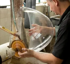 Lampe à poser, Taccia Verre, argent anodisé, LED, 2700K, 1400lm, Ø49,5cm, H64,5cm - Flos