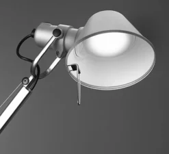 Lampe|Enfants*Artemide Lampe à poser, Tolomeo Table, Aluminium, H129cm, L122cm,3000k, 632lm- gris