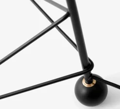 Lampe à poser, Tripod HM9, noir mat, L26cm, H45cm - Andtradition