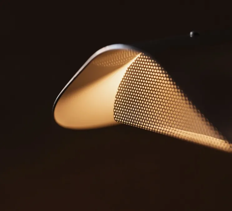 Lampe à poser, Wing, aluminium, Ø27cm, H46cm - Audo Copenhagen