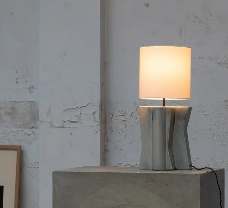 Lampe*Serax Lampe à poser, Yucca N°2, , Ø25cm, H61cm - gris clair