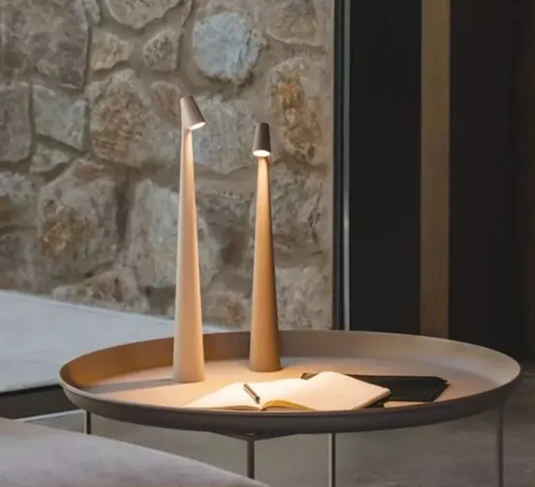 Lampe*Vibia Lampe, baladeuse, Africa 5585, , LED, dim, 2700K, 520 lm, L5cm, H40cm - beige M1