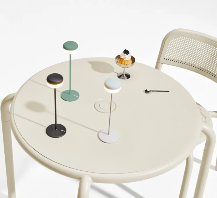 Lampe, Baladeuse, Cheerio, sauge, IP55, LED, dim, 2200K, 14 lm, Ø8cm, H26cm - Fatboy