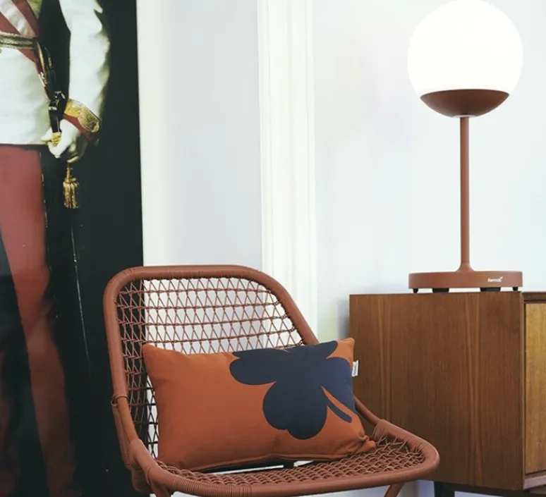 Lampe*Fermob Lampe, baladeuse d'extérieur, Mooon !, orcre rouge, dim, 3000K à 6000K, 500lm, IP44, Ø25cm, H63cm - ocre rouge