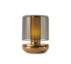 Lampe*Humble Lampe, Baladeuse, Firefly, , IP65, Ø8,6cm, H11,8cm - laiton, verre fumé