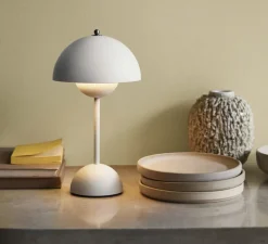 Lampe, Baladeuse, jardin, Flowerpot VP9, blanc mat, IP44, LED, dim, 2700K, 104 lm, Ø16cm, H29,5cm - Andtradition