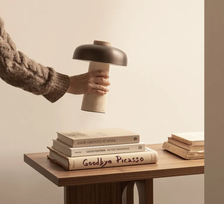 Lampe, Baladeuse, Reverse, bronze, travertin, IP44, LED, dim, 2700K, 125 lm, Ø19,6cm, H24,5cm - Audo Copenhagen