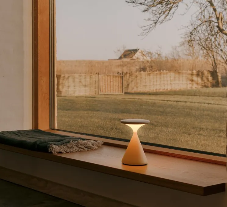 Lampe, Baladeuse, Salt, sable, IP21, LED, dim, 1300K à 2700K, 450 lm, Ø12,8cm, H19cm - GRAU