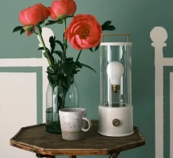 Lampe, Baladeuse, The Muse, Candlenut, blanc, IP44, 2800K, 400lm, Ø12,5cm, H33,8cm - Tala