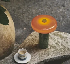 Lampe*Design by us Lampe, Baladeuse,Trip, Indian Green, Marbre vert, opaline ambre, IP44, LED, dim, 3000K, Ø17cm, H21cm - Marbre vert, ambre brillant