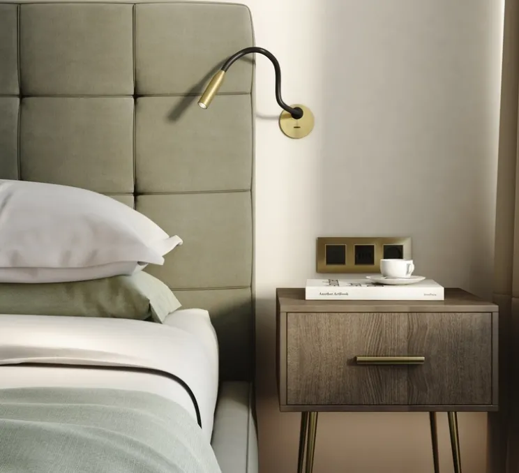 Liseuse murale, Lucca, encastrée, avec interrupteur, or mat, noir, LED, 2700k, 124 lm, Ø8,5cm, H40,4cm - Astro