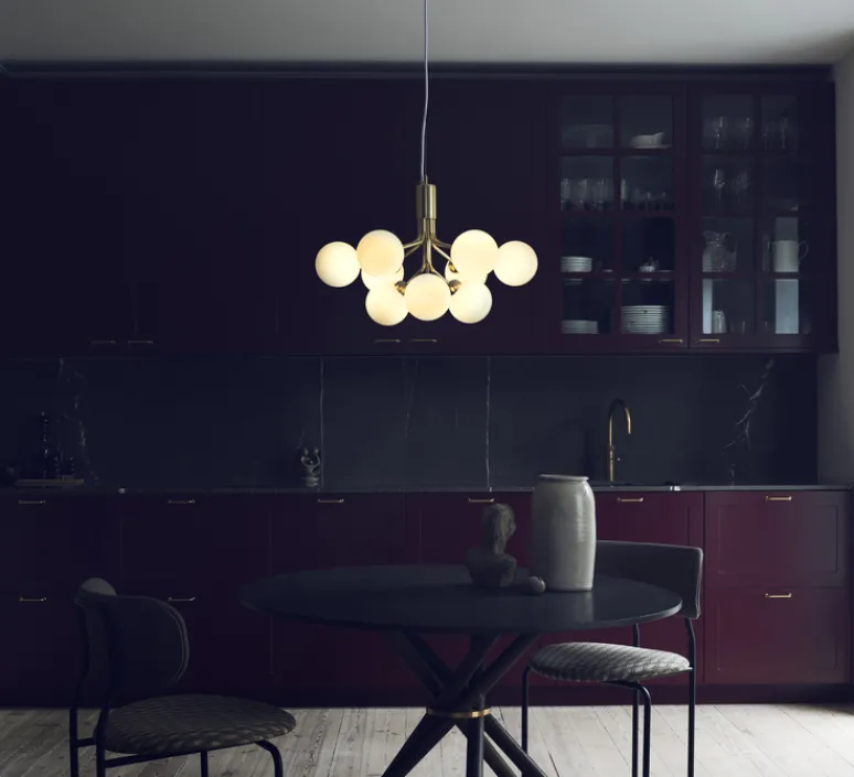 Suspension*Nuura Lustre, Apiales 9, , Ø59,5cm, H39cm - laiton brossé, verre opalin