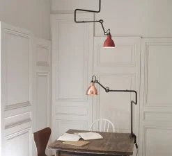 Plafonnier & Spot*DCW éditions Paris Plafonnier, Lampe Gras 312, , L36cm, H66cm - corps noir, abat-jour rond rouge (intérieur blanc)