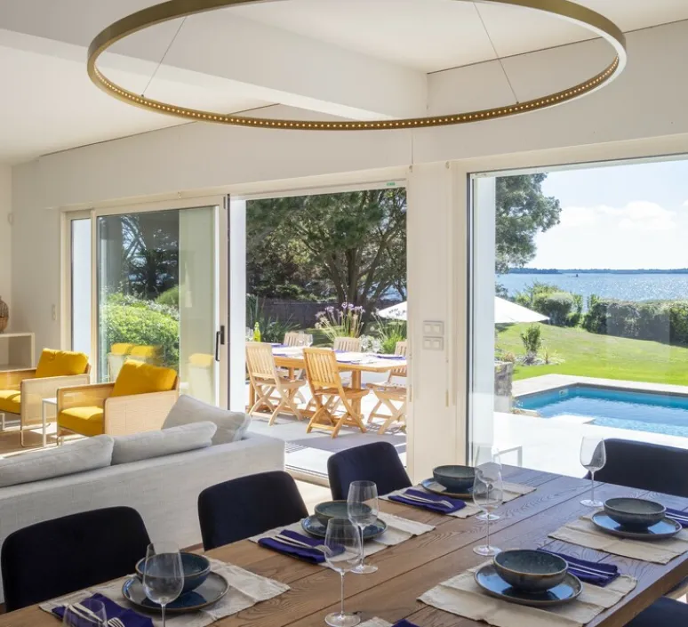 Plafonnier & Spot*Wever&Ducré Plafonnier, Pirro Spot Surface 4.0, , LED, dim, 2700K, 4x380 lm, L18,2cm, H8cm - blanc (intérieur noir)