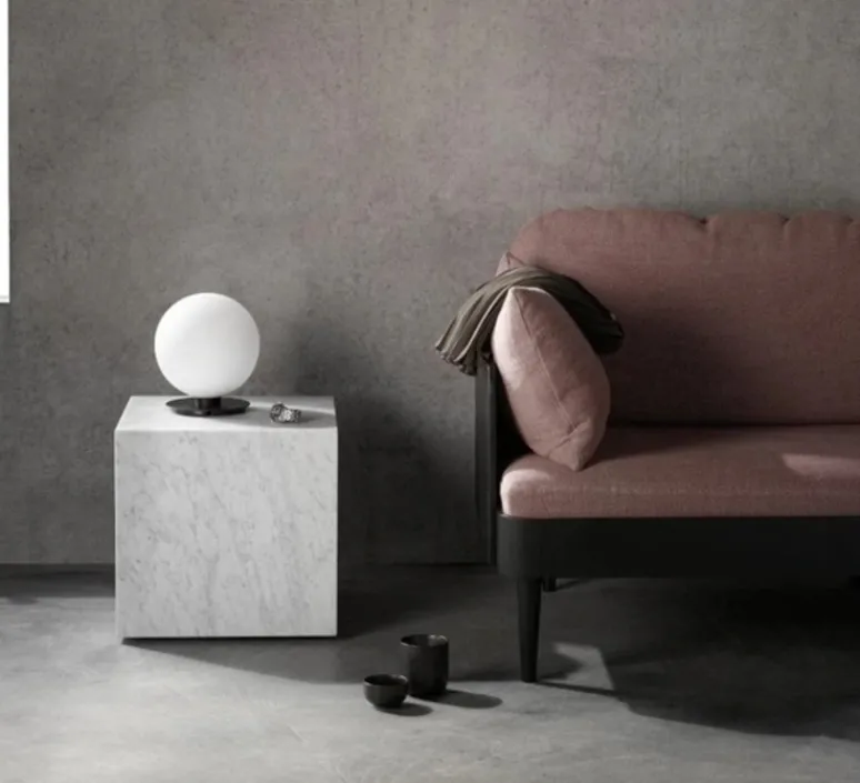 Plafonnier & Spot*Audo Copenhagen Plafonnier, TR Bulb, , mat, 2700K, 455lm, Ø20cm, H22cm - noir et blanc