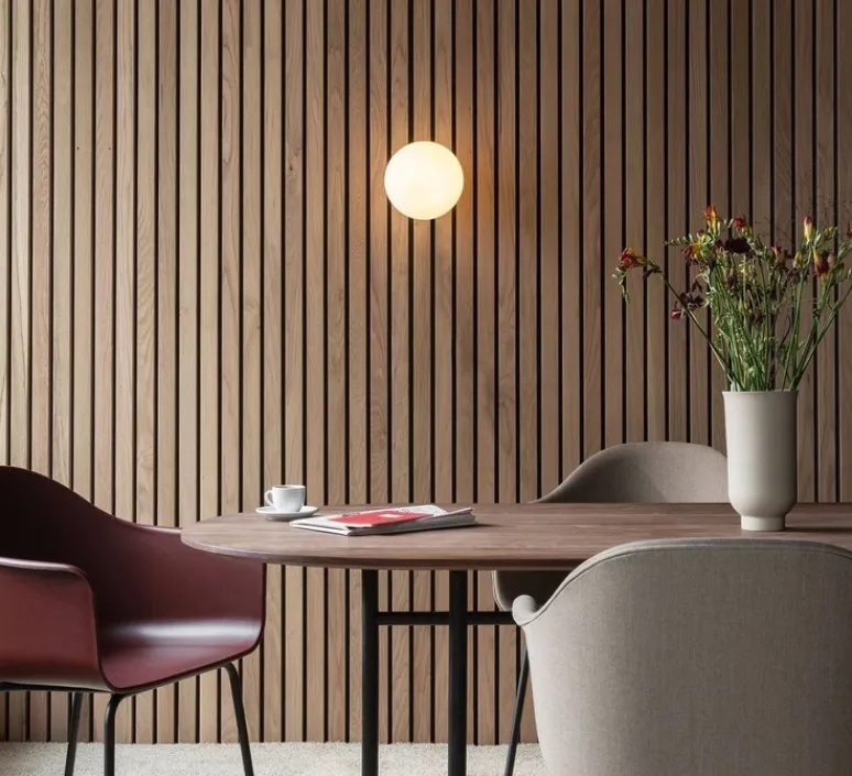 Plafonnier & Spot*Audo Copenhagen Plafonnier, TR Bulb, , mat, 2700K, 455lm, Ø20cm, H22cm - noir et blanc