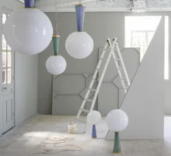 Plafonnier & Spot*Magic Circus Editions Plafonnier, UPSIDE DOWN brass 30, , Ø30cm, H57,9cm - Magic Circus Blu Senza Tempo