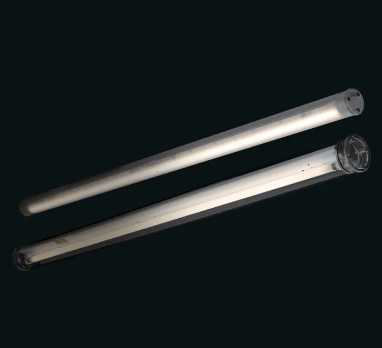 Plafonnier & Spot|Applique*O/M Light Plafonnier/Applique murale, Tubo 50 On/Off, Low Output , , LED, 2700K, 3450lm, L147,2cm, H5cm - givré