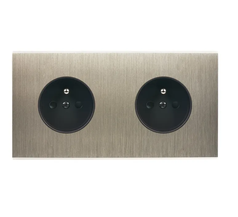 Prise*Modelec Prise, Confidence, Double horizontal, Acier brossé, Prise-PC x2, H16cm, L8cm -
