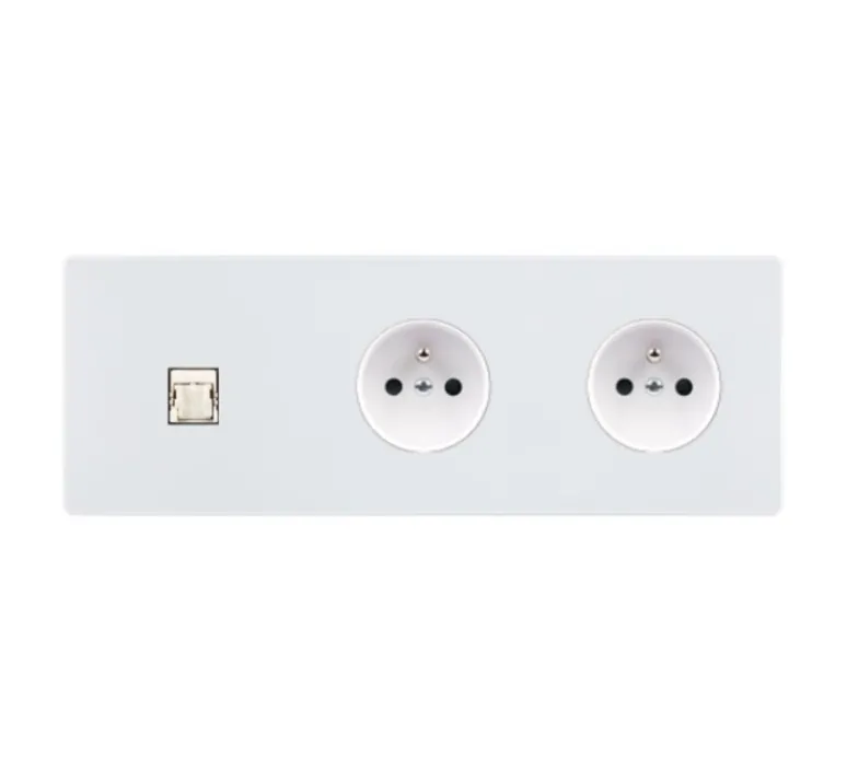 Prise*Modelec Prise, M, Triple horizontal, Blanc mat, Prise-RJ45 x1, Prise-2P+T, x2, L22,2cm, H8cm -