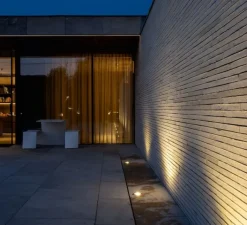 Plafonnier & Spot*Wever&Ducré Spot encastrable de sol, Map Asym 1.2, , IP67, LED, dim, 3000K, 730 lm, Ø12cm, H11,3cm - acier inoxydable