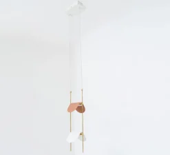 Suspension*OliveLab Suspension, Ali di Luce, 2, , LED, 2700K, 400 lm, L20cm, H160cm - blanc, terracotta et laiton