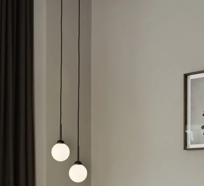 Suspension*Nuura Suspension, Apiales 1, , Ø12cm, H23,7cm - laiton, verre opalin