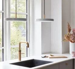 Suspension, Asteria Mini, brume et laiton, LED, 3000K, 1200lm, Ø31cm, H10.5cm - Umage