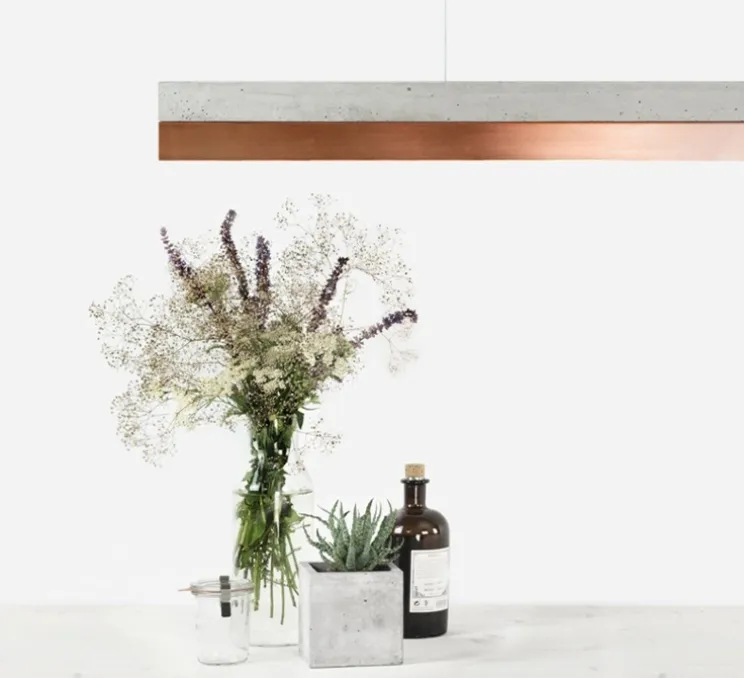 Suspension, C1, béton clair et cuivre, touch dim LED, 4000K, 2100lm, L122cm, H8cm - Gantlights