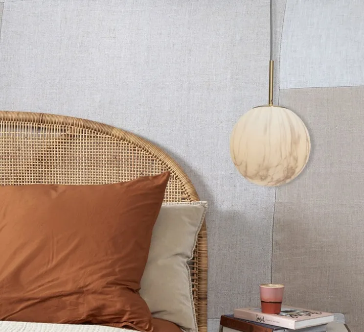 Suspension, Carrara M, Blanc marbre, or, Ø22cm, H34cm - It's about Romi