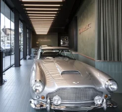 Suspension, Darf 1.0, variable par coupure de phase, noir et blanc, LED, 2700K, 1920lm, Ø3,3cm, L162,6cm - Wever & Ducré