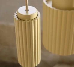 Suspension|Enfants*Pholc Suspension, Donna 7, , Ø7cm, H17cm - jaune