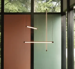 Suspension*Muuto Suspension, Fine, , LED, dim, 2700K, 620 lm, L60cm, H1,8cm - rouge foncé