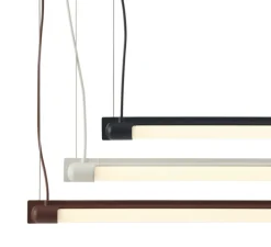 Suspension, Fine, rouge foncé, LED, dim, 2700K, 950 lm, L90cm, H1,8cm - Muuto
