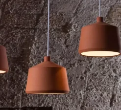 Suspension, Flame Bold, rouge mat, câble blanc, IP44, LED, dim, 2700K, 800 lm, Ø21cm, H17.6cm - Pott