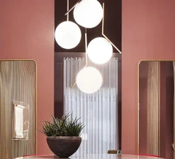 Suspension, IC Lights S2, opalin et laiton brossé, Ø30cm, H70,2cm - Flos