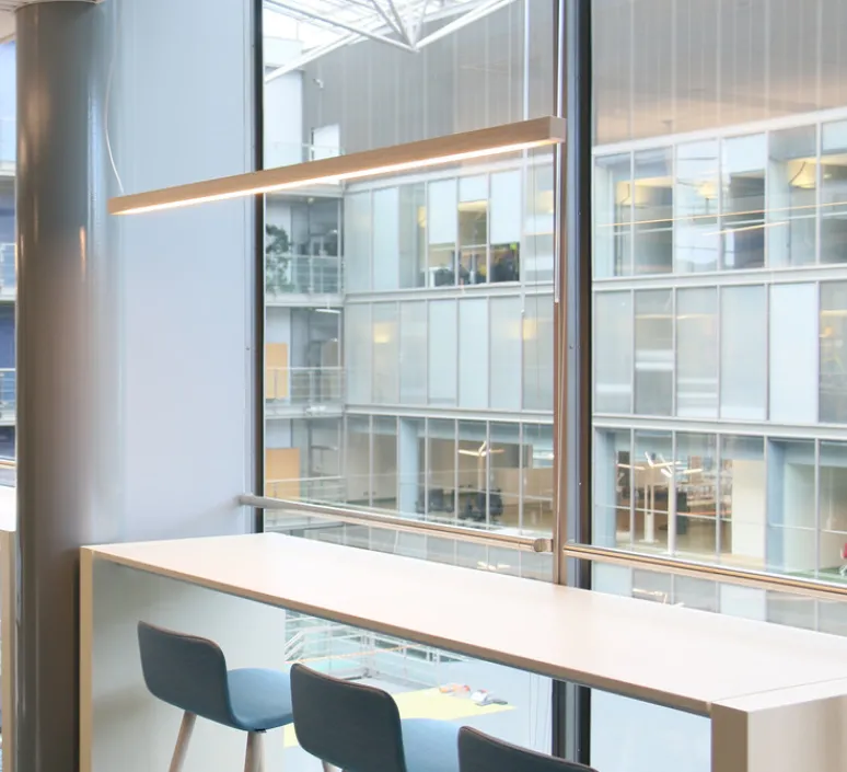 Suspension*Tunto Suspension, LED40, , 3000K, L100cm, H4cm, DALI - chêne