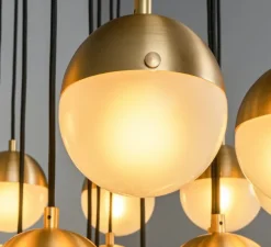 Suspension, Molecule Cluster 19, Laiton laqué bruni, verre givré, Ø63cm, H59,8cm - Schwung