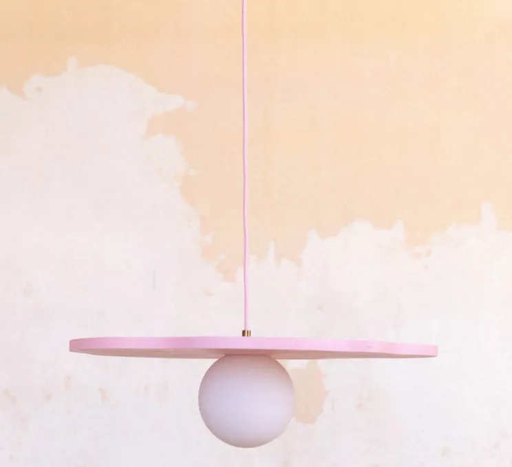 Suspension, Nenuphar moyen, peinture laquée rose, Ø50cm, H1,5cm - Little Anana