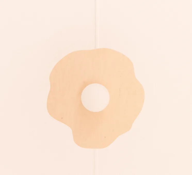 Suspension, Nenuphar moyen, bois naturel, Ø50cm, H1,5cm - Little Anana