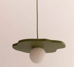 Suspension*Little Anana Suspension, Nenuphar petit, peinture laquée , Ø35cm, H1,5cm - vert foncé