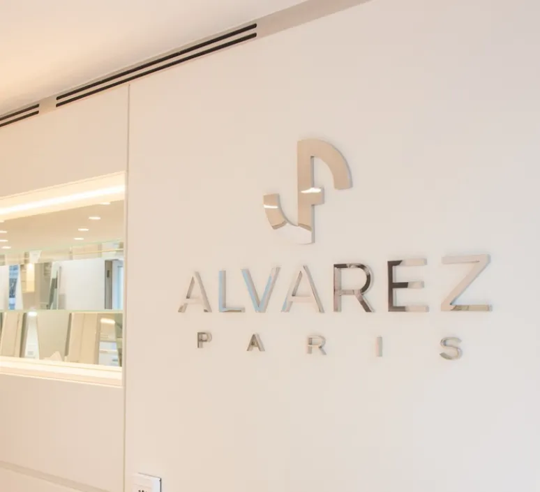 Suspension*Formagenda Suspension, Pearls , D , LED, 1180 lm, 2700 K, Ø18cm, H36cm - blanc, or