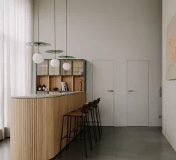 Suspension*Contain Suspension, Plat, vert, laiton vieilli brossé, verre vert transparent, globe brillant, Ø42cm, H65,5cm - vert, laiton brossé