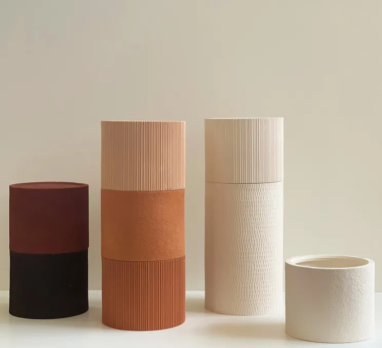 Suspension, Terra Big, lignes rouges, câble noir, IP44, LED, dim, 2700K, 800 lm, Ø13,2cm, H21cm - Pott