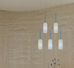 Suspension*Atelier Areti Suspension, Tulip 567, 1 cylindre, , Ø12cm, H150cm - blanc, structure nickel, boules bleus