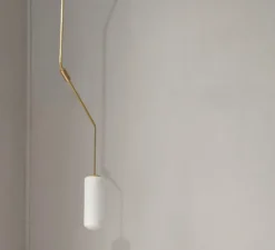 Suspension*Frama Suspension, Ventus, 1, LED, 2700K, 200 lm, , Ø19cm, H132cm - laiton, verre opalin