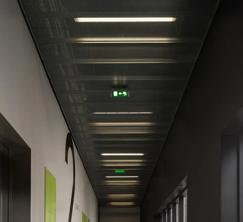 Plafonnier & Spot*O/M Light Tube lumineux, Tubo 70, Dali, , IP67, LED, 7,9W, 3000K, 1030lm, L63,2cm, H7cm - givré